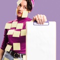 Фото с сайта <a href="https://www.freepik.com/free-photo/woman-with-sticky-notes-her-holding-clipboard_6599528.htm">Image by Freepik</a>