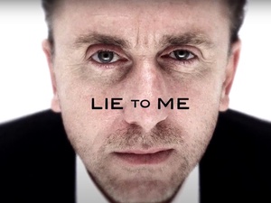 Стоп-кадр из сериала «Теория лжи» / Как распознать ложь наверняка