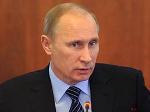 Путин поручил проверить 'Газпром' и 'Сбербанк' на предмет коррупции