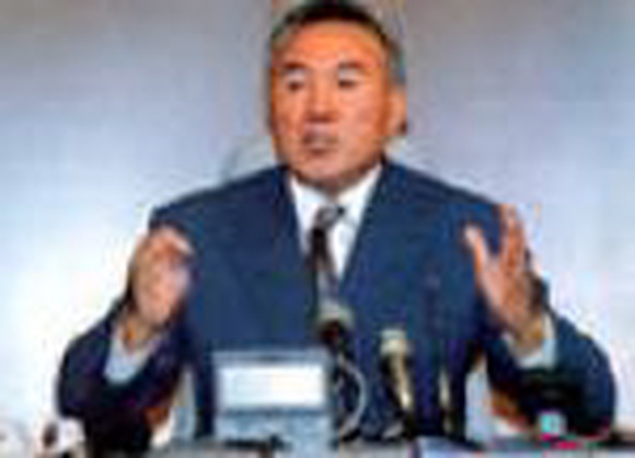 Казахстан: Назарбаев уволил своего зятя Кулибаева (ВИДЕО)