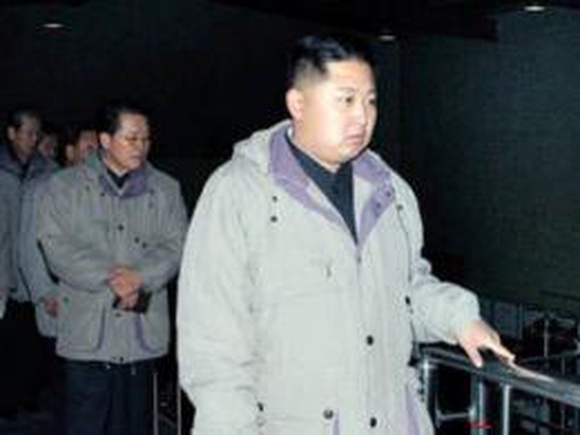 Преемник Ким Чен Ира поделится властью с военными (ВИДЕО)