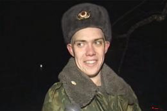 Российский солдат вызвавшийся спасти кота обесточил весь квартал (ВИДЕО)