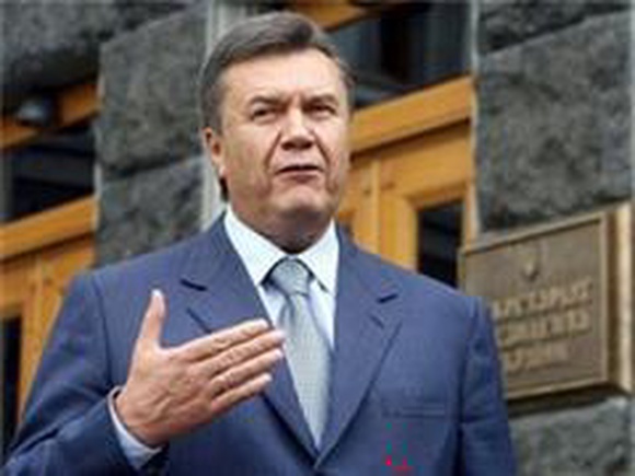 Янукович поздравил украинцев с католическим Рождеством