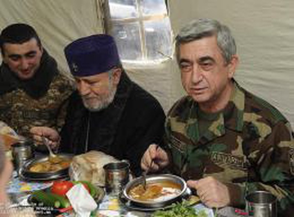 Серж Саргсян: Армянский солдат на границе — сдерживающий фактор