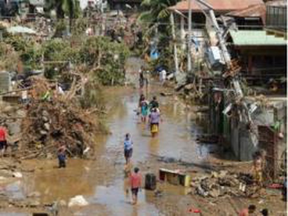 Количество жертв тайфуна 'Ваши' на Филиппинах превысило 650 человек