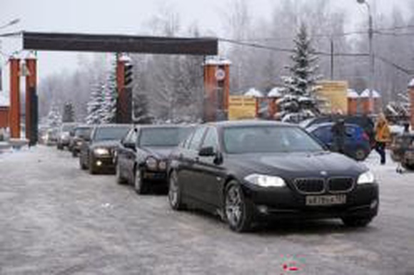 На кладбище в Москве произошла драка с участием 500 человек
