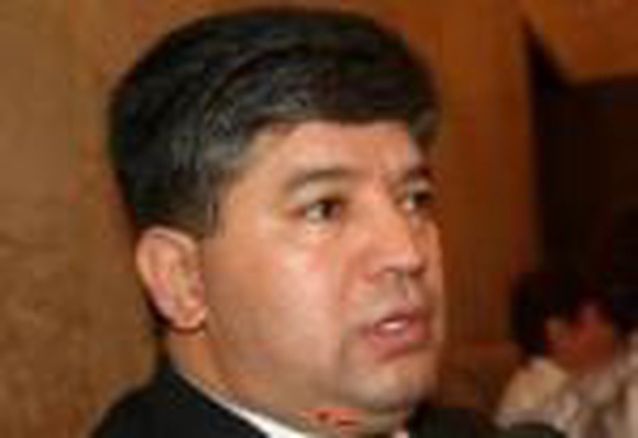 В Киргизии отстранили задержанного за взятку министра