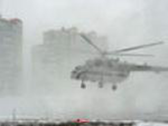 Вертолет Ми-8 аварийно сел в аэропорту города Надым