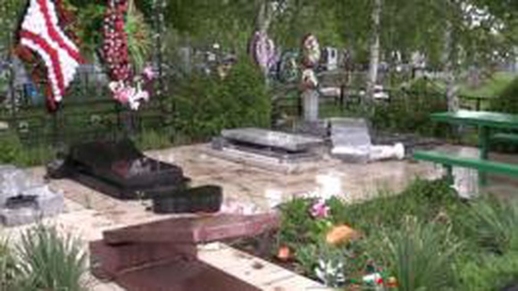 В разгроме кладбища под Краснодаром участвовал 6-летний вандал