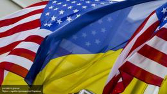 Азаров: Украина превратилась в американскую колонию