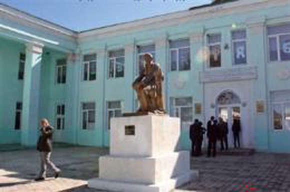 Азербайджан: русская школа выдержала конкуренцию
