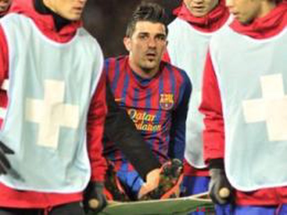 Нападающий 'Барселоны' Вилья сломал ногу в матче с 'Аль-Саддом'